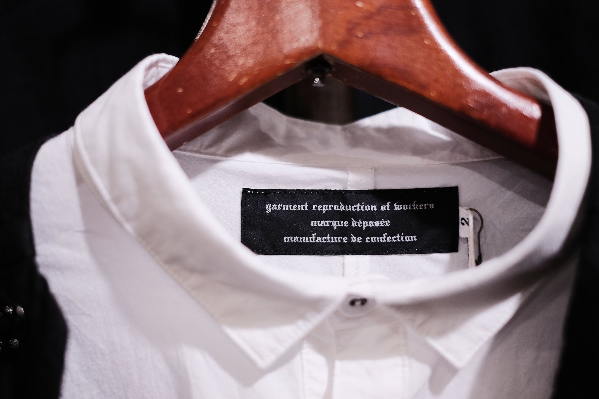 GARMENT REPRODUCTION OF WORKERS
