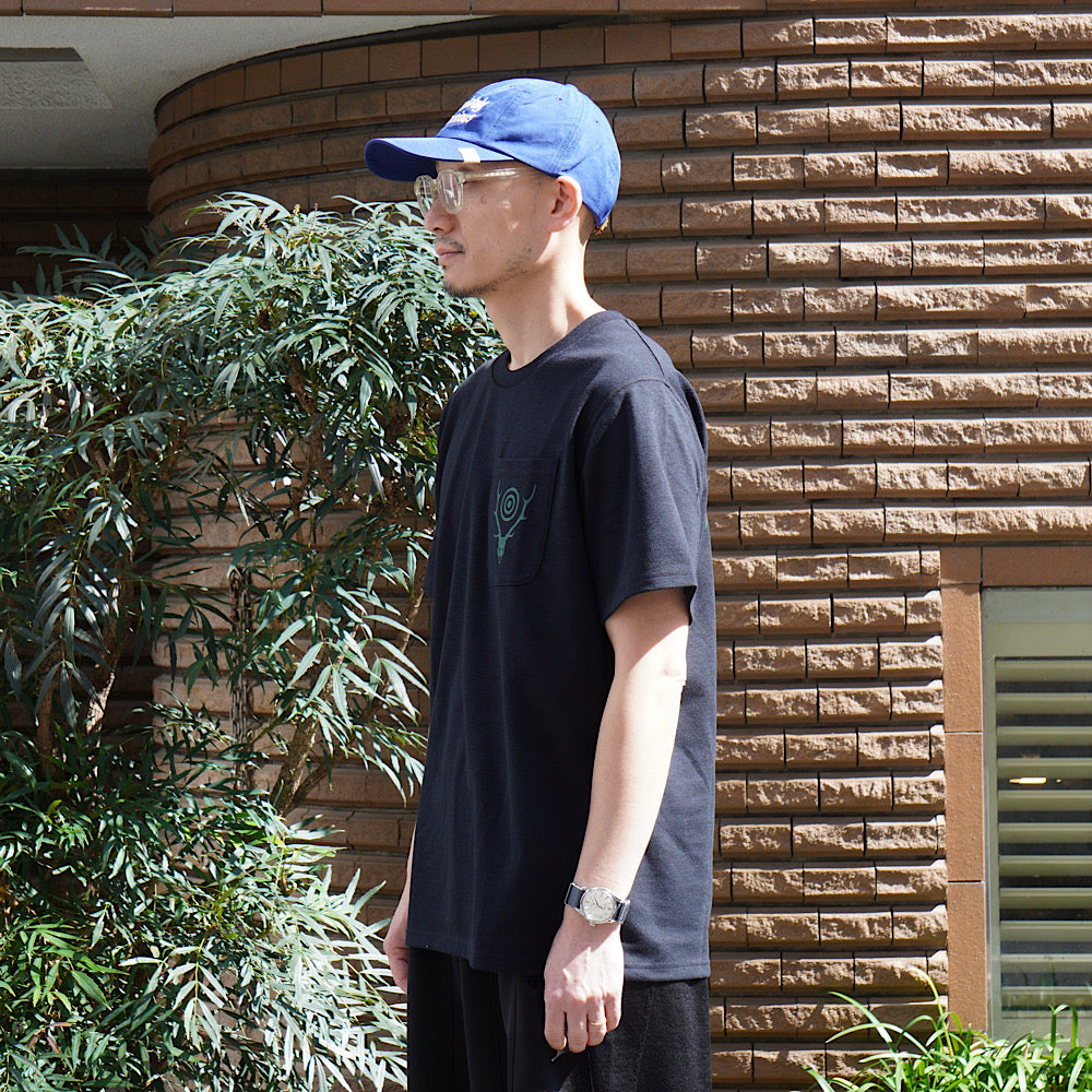 SOUTH2 WEST8 - S/S Round Pocket Tee - Circle Horn - SX744