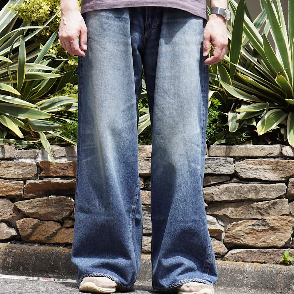 GOLD - RECYCLED WASTE SUVIN COTTON YARN 11.5oz. DENIM 5POCKET BAGGY PANTS - VINTAGE WASHED - GL42622H