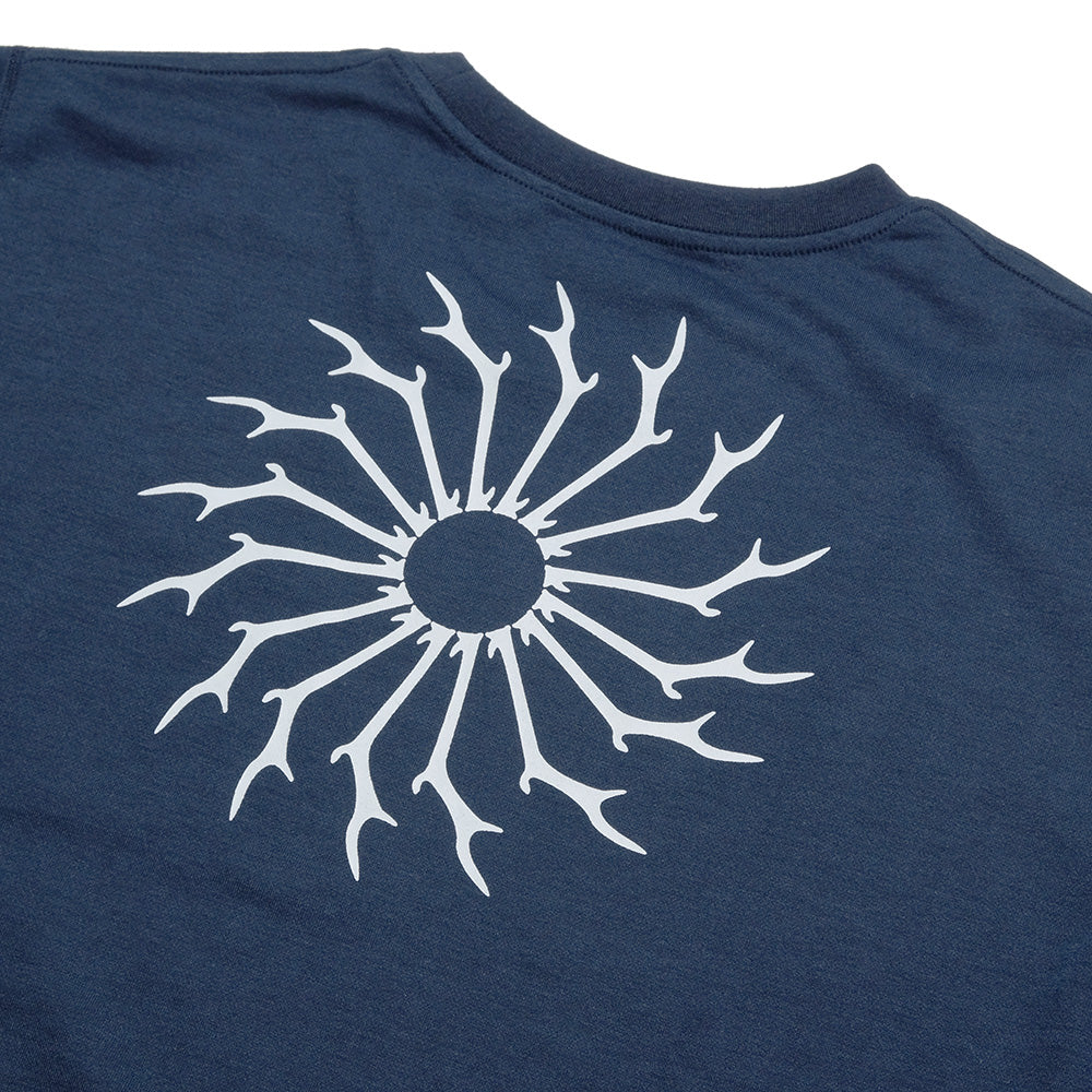 SOUTH2 WEST8 - S/S Round Pocket Tee - Circle Horn - QV667