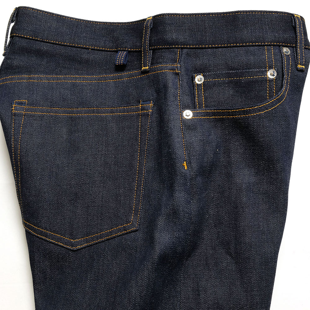 CINGLE - "BEAK" Clean Tapered Jeans