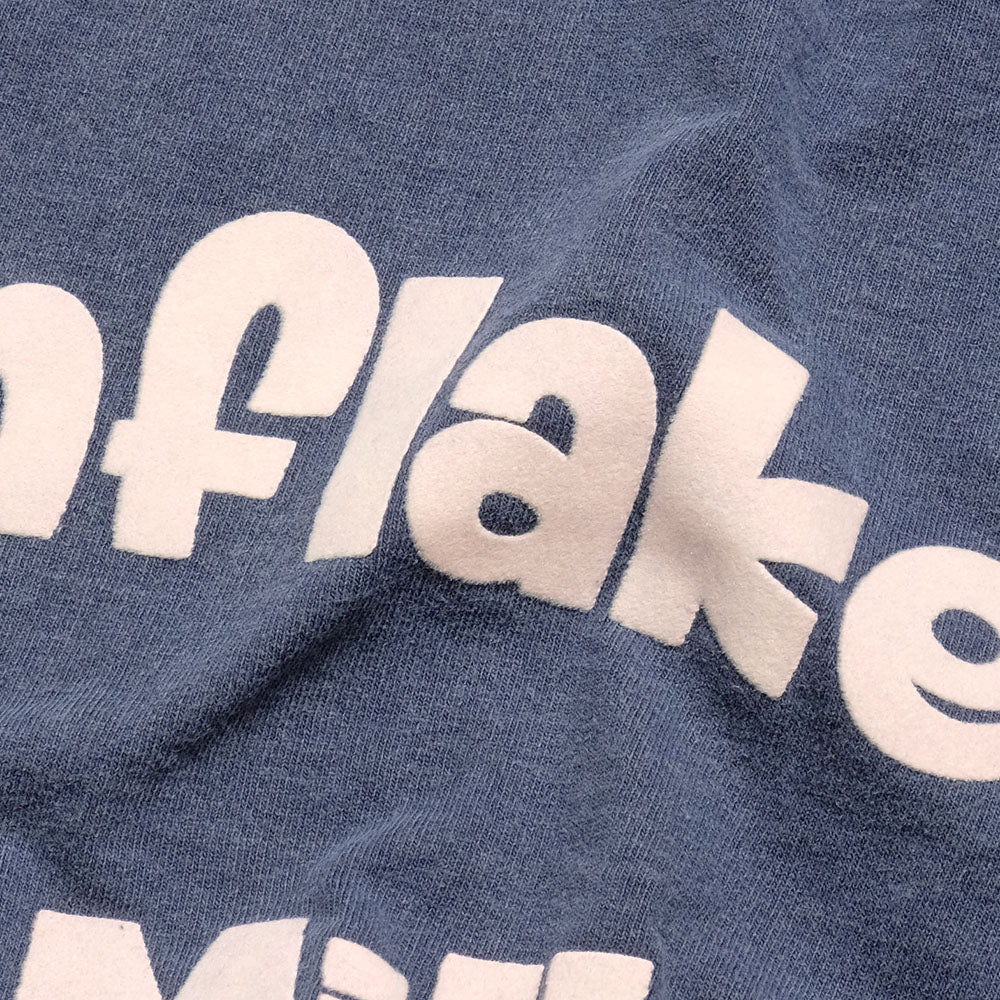 Mixta - CREW NECK PRINT TEE - CORNFLAKE AND MILK