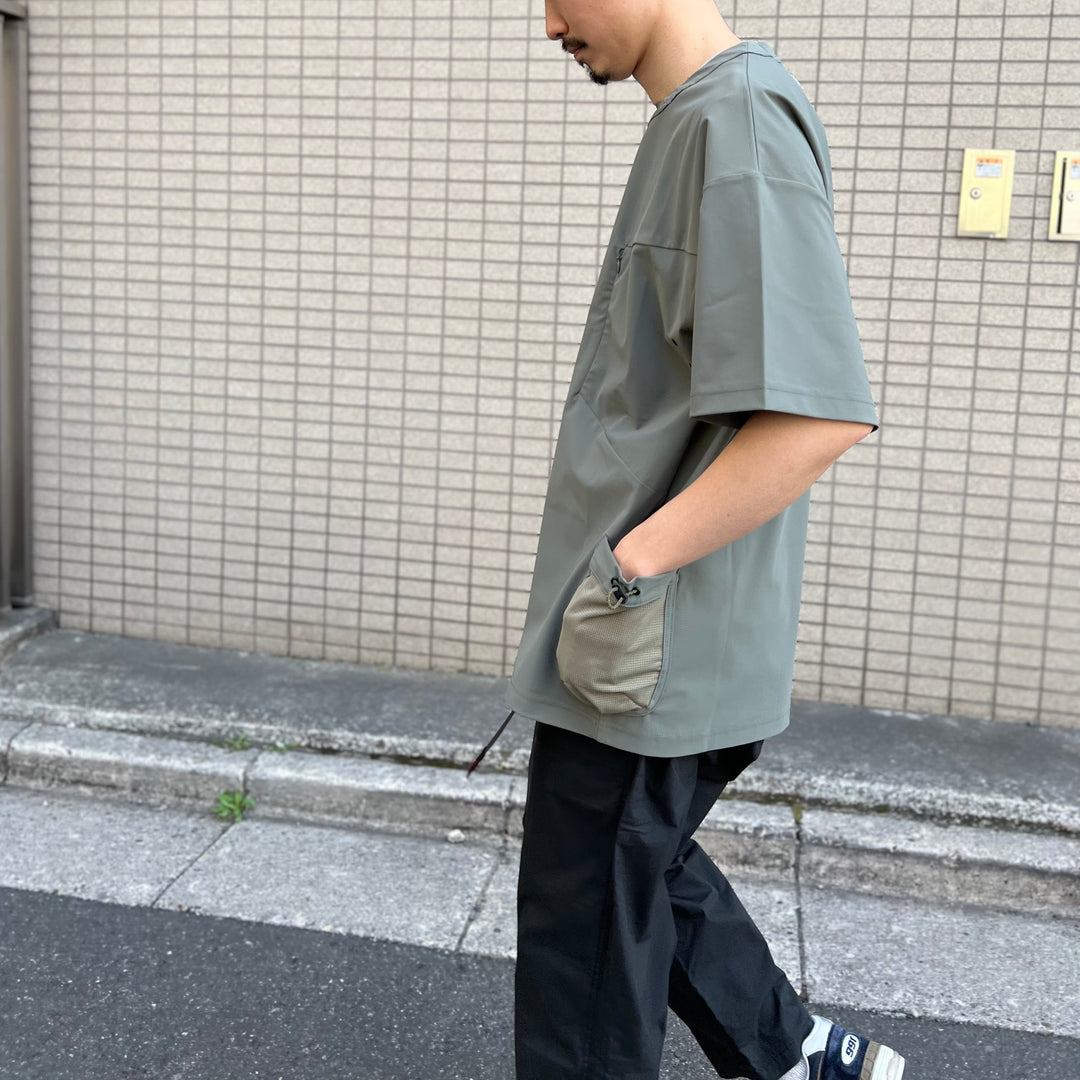 F/CE. - SIDE POCKET COOL TOUCH TEE